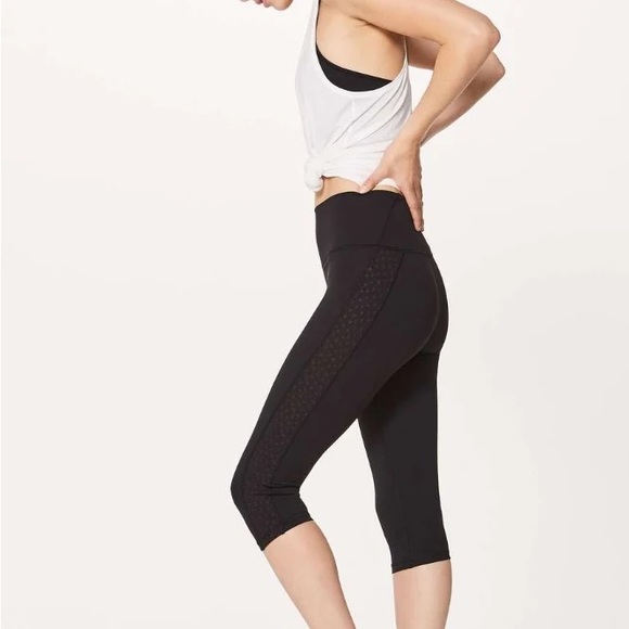 Lululemon Ornate Crop (17") - 4 - Picture 3 of 8